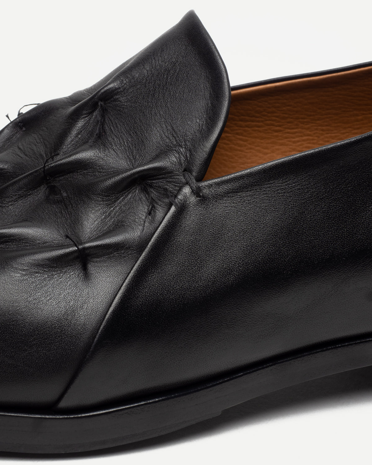 Marcos Hjorn_WRINKLED SLIP-ON_7