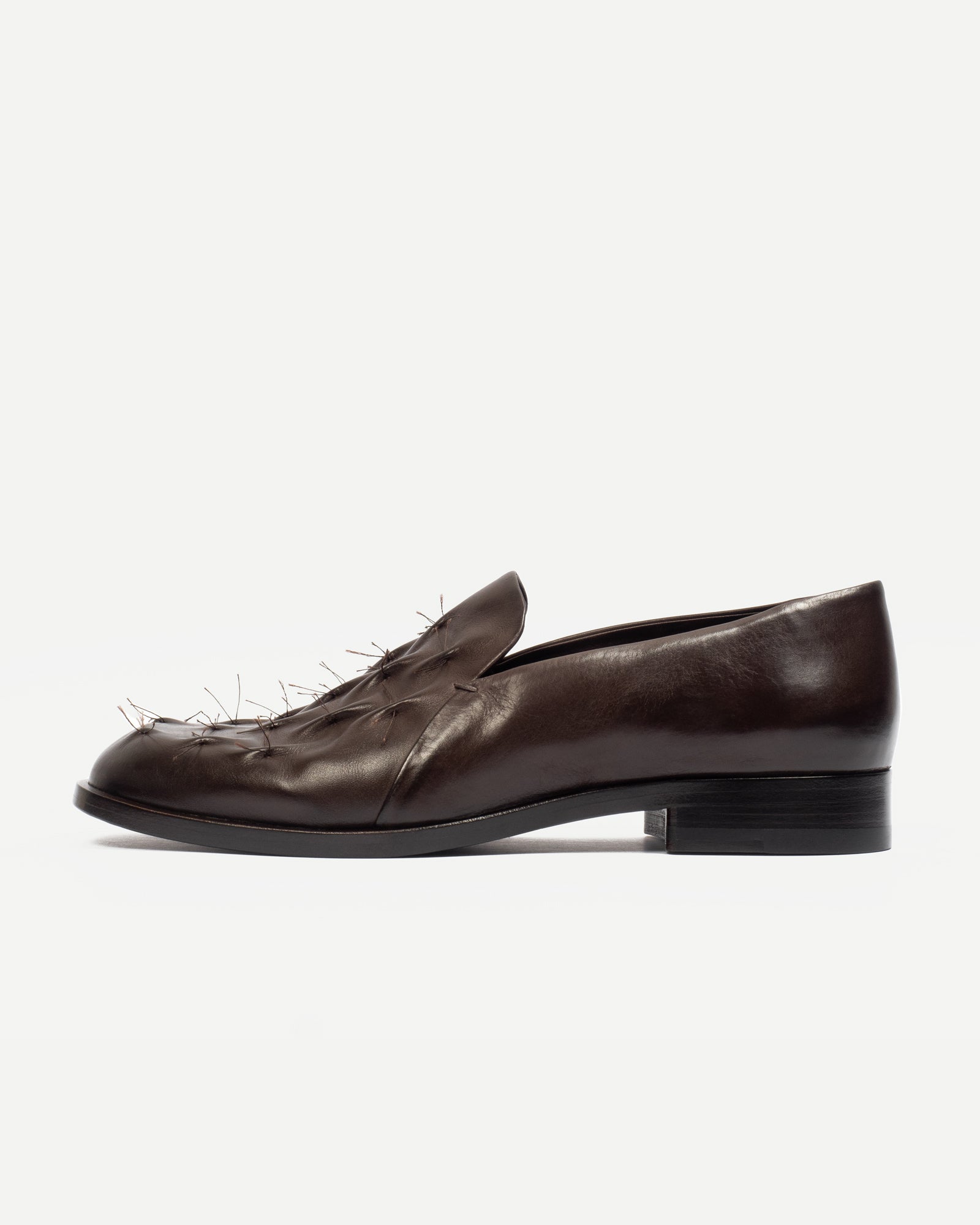 Marcos Hjorn_WRINKLED SLIP ON – DARK BROWN_1